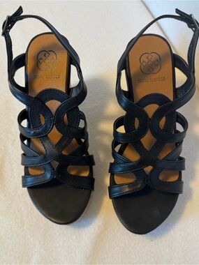 Daisy Fuentes Black Caged Strappy Cork Platform Wedge Open Toe Sandals Casual